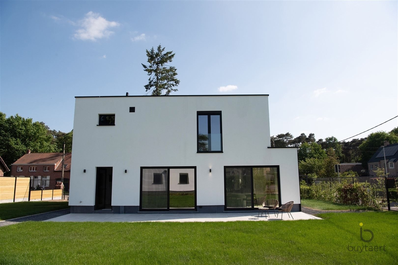 Modern en stijlvol wonen te Zoersel! foto 3