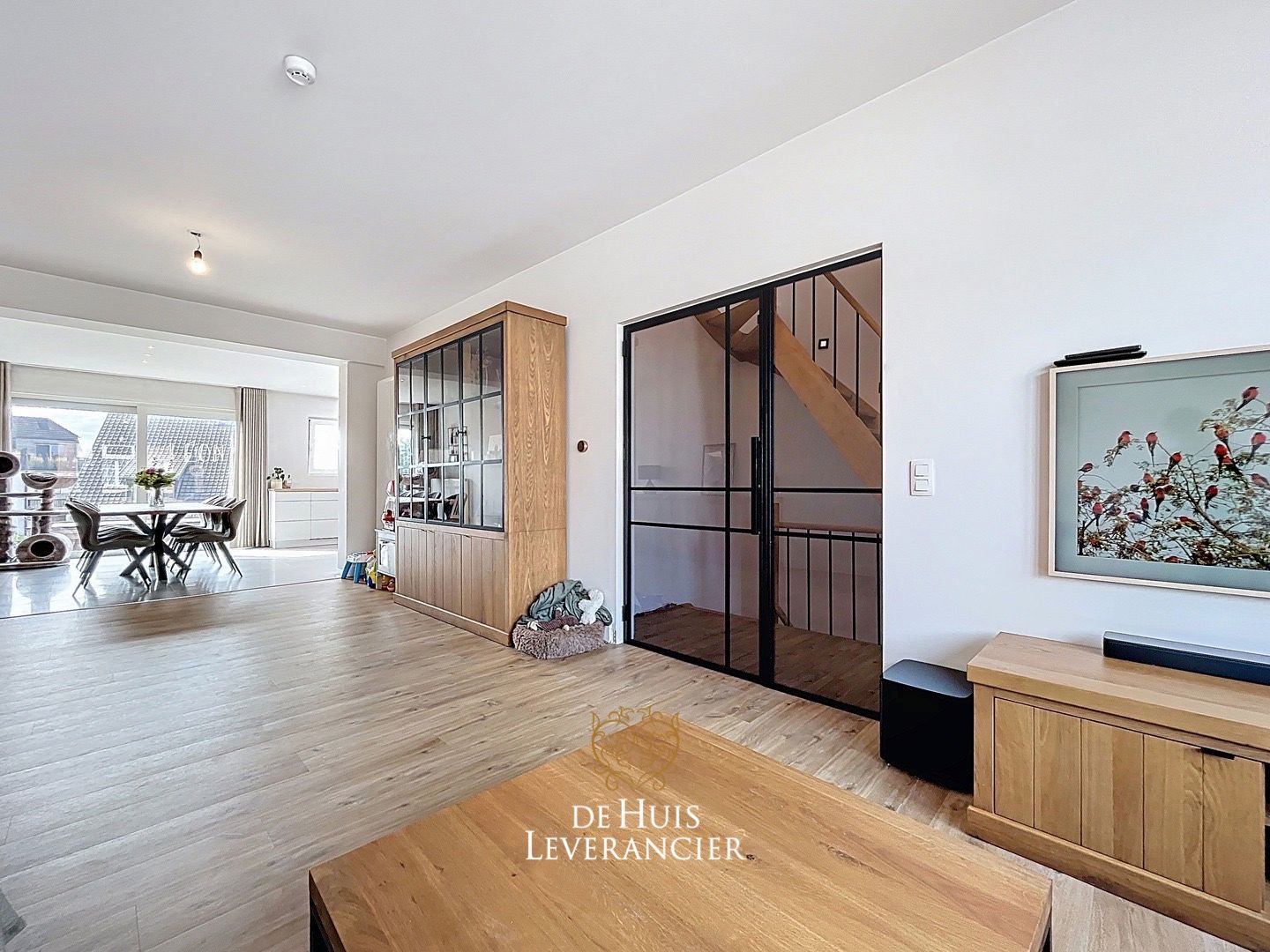 Instapklaar pareltje in Kontich Kazerne te koop, rustig gelegen bel-etage mét tuin foto 6