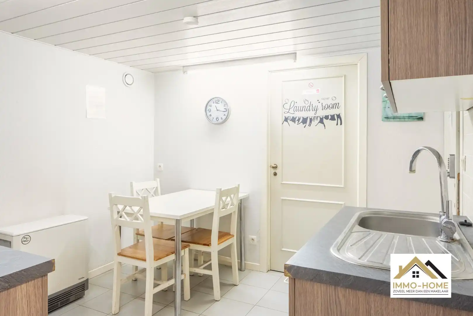 Zeer ruim gelijkvloers appartement met woonkelder en private tuin  foto 4