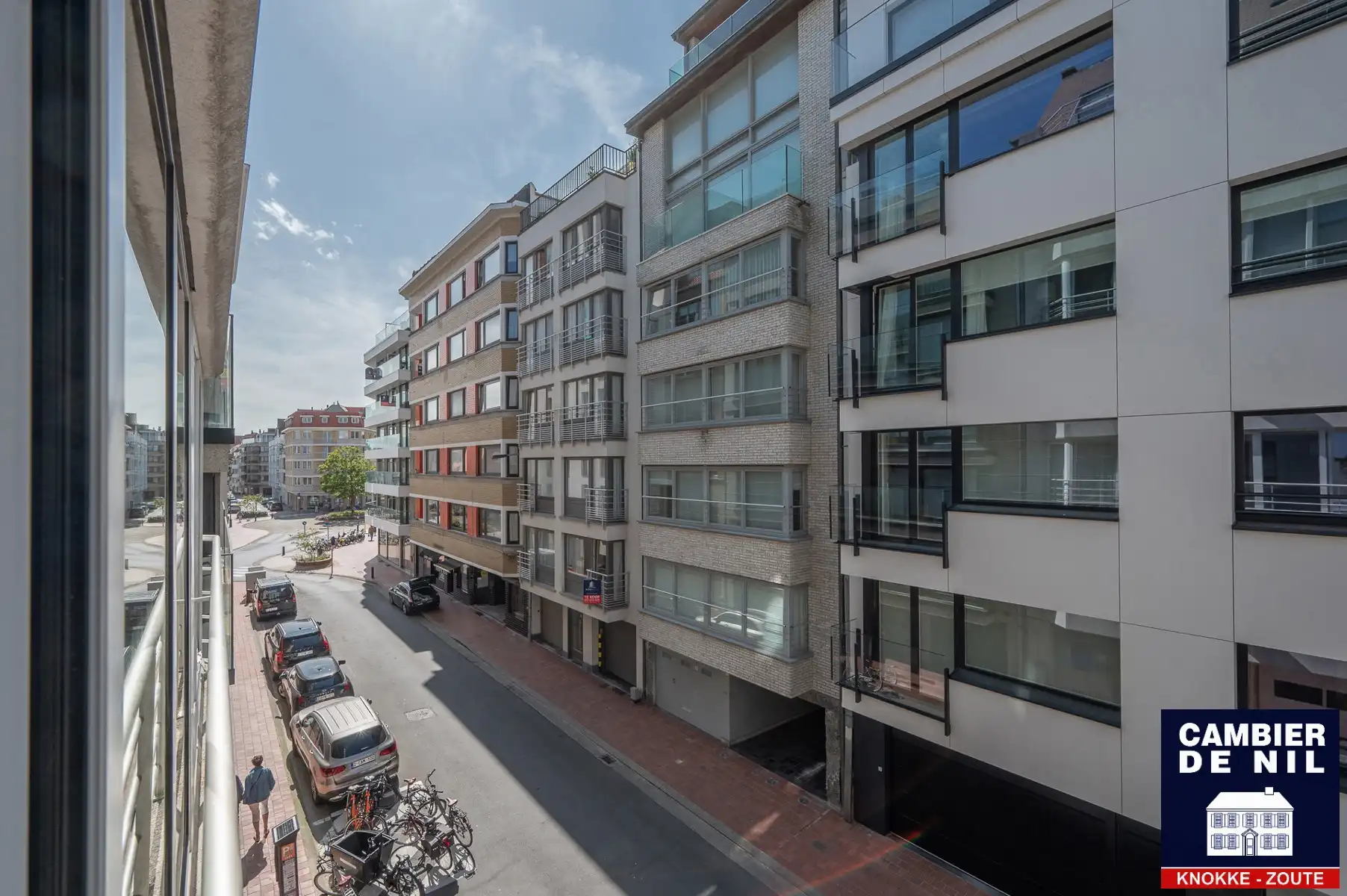 Tijdloos gerenoveerd appartement met zijdelings zeezicht  foto 23