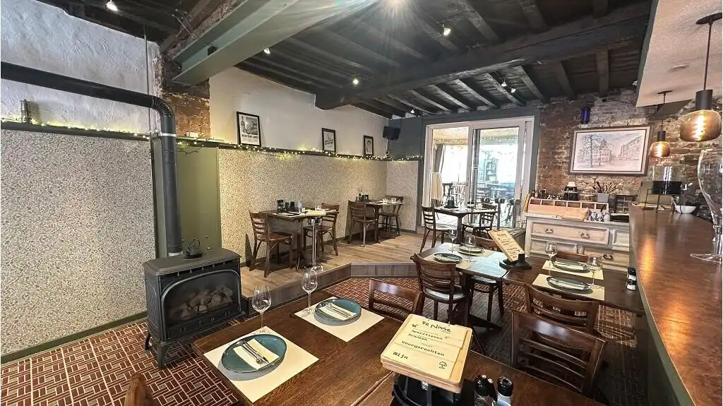 Overname instapklaar fonduehuis en restaurant in Brugge foto 3