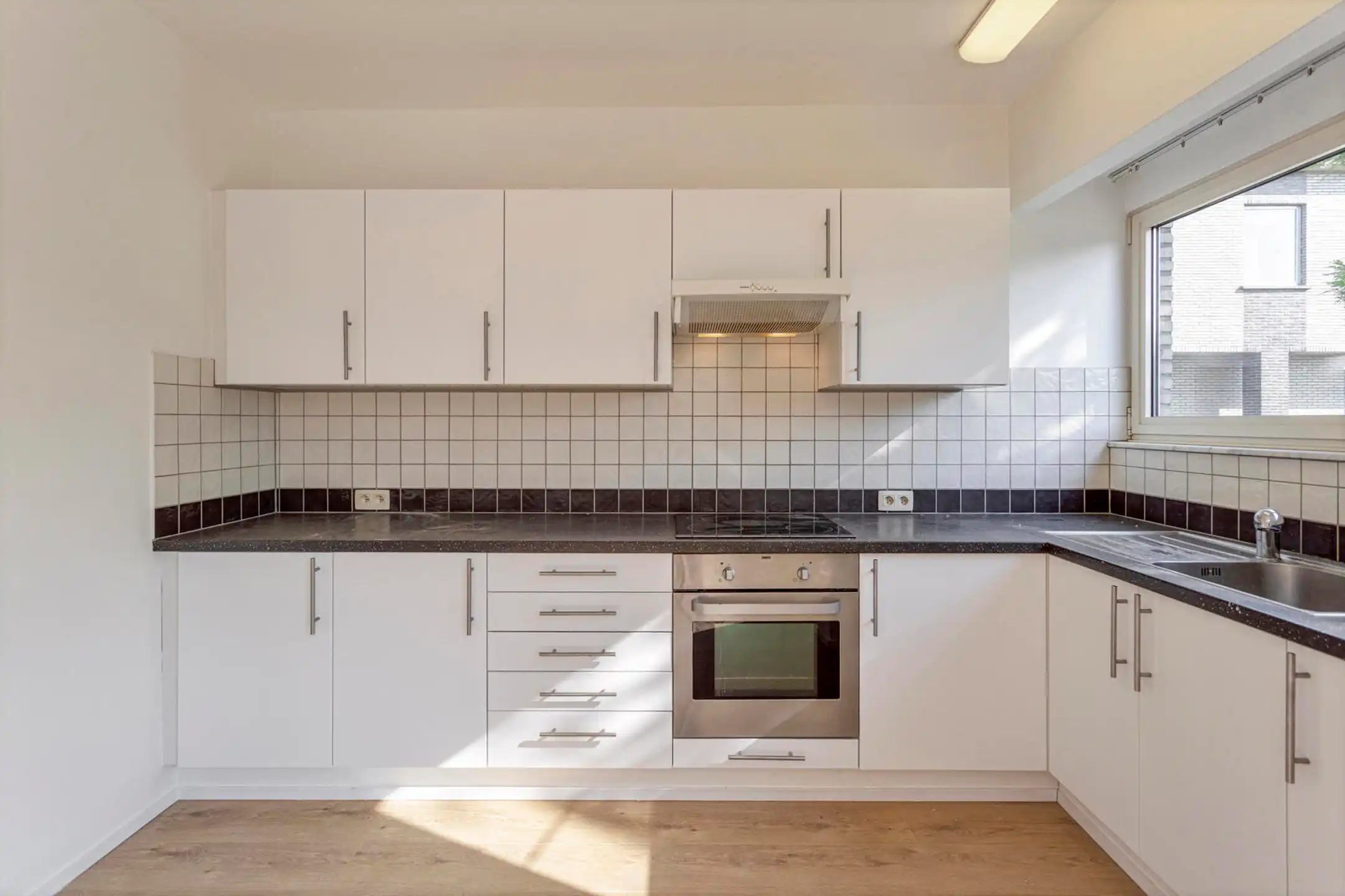 Recent gerenoveerd 2 slaapkamerappartement te Aarschot foto 4