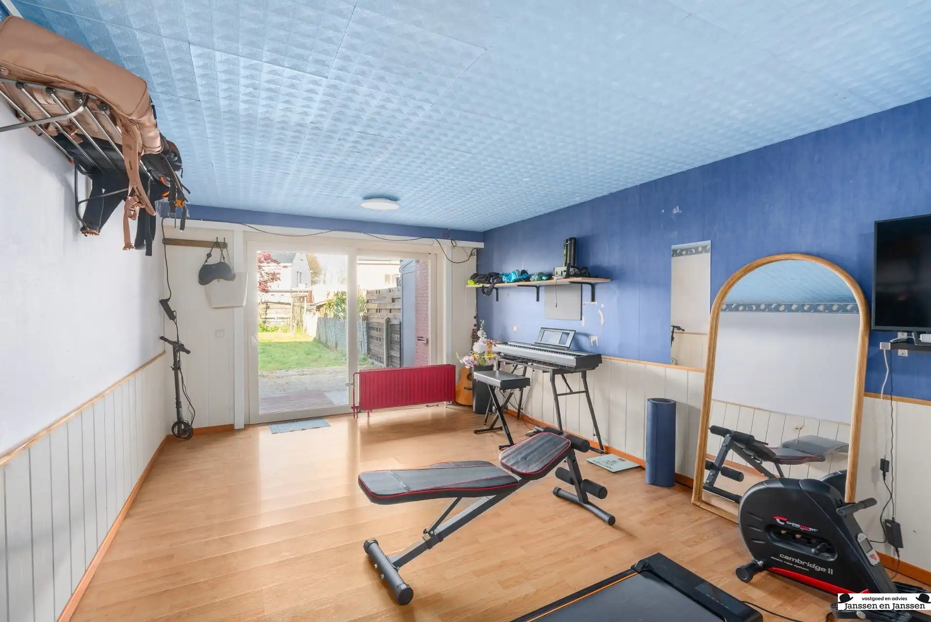 Op te frissen bel-etage met zonnige tuin te Ekeren foto 16