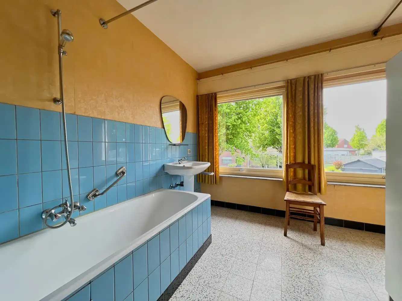 Heel ruime woning met polyvalente ruimte + tuin (791m²) foto 11