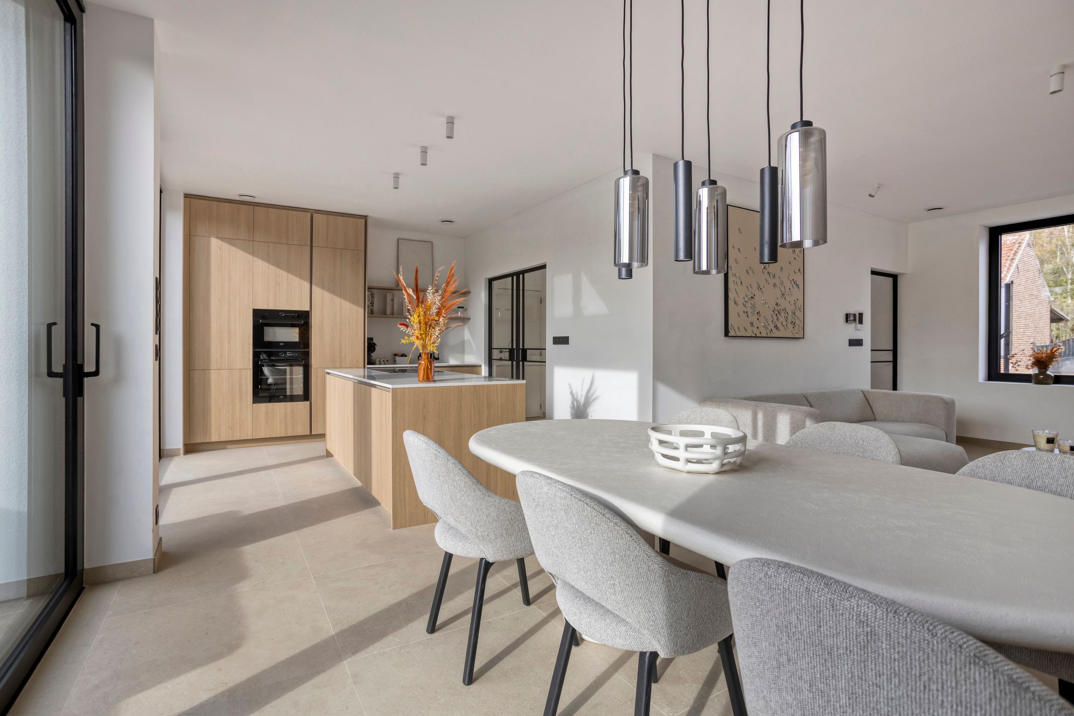 Moderne, energiezuinige woning met luxe afwerking foto 6