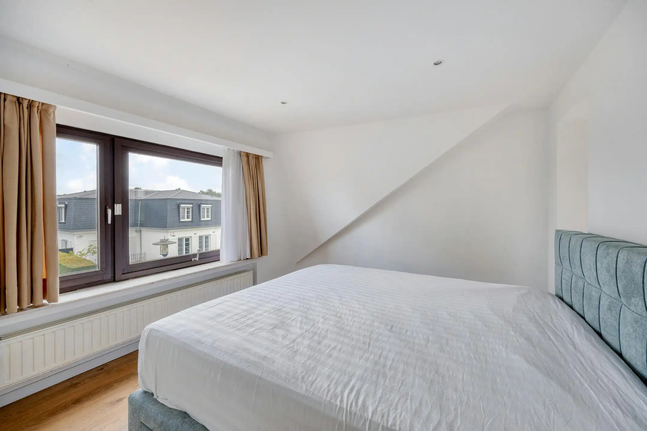 Vrijstaand huis met 3 kamers te koop in centrum Grimbergen foto 17