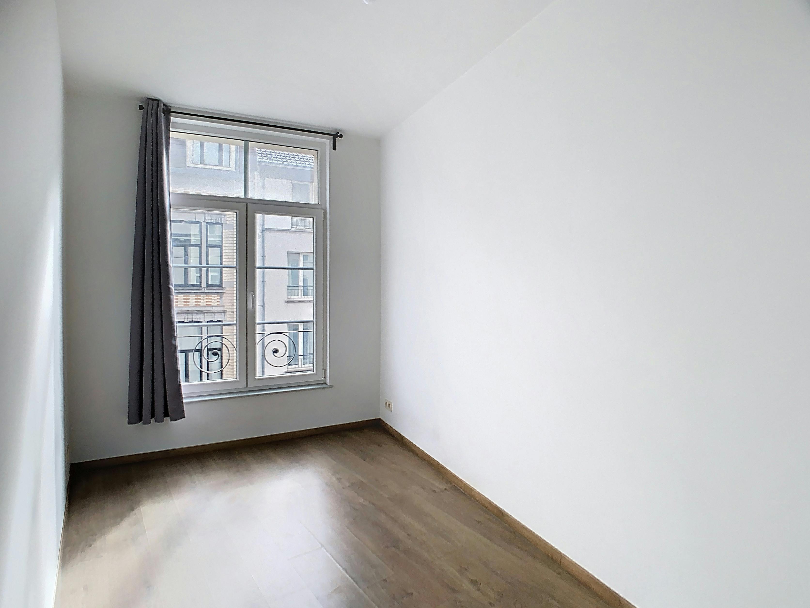 Sint-Katelijneplein - Lichtrijk 1-slaapkamer hoekappartement foto 10