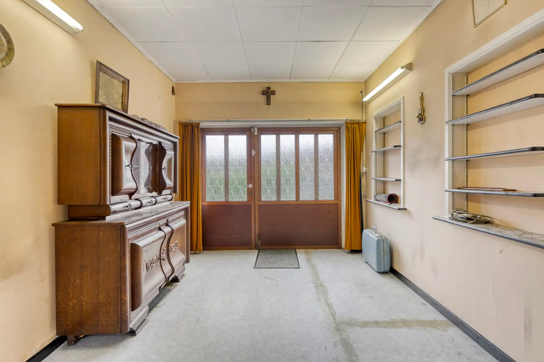 Te renoveren HOB met 3 slpk, garage en veel potentieel foto 10