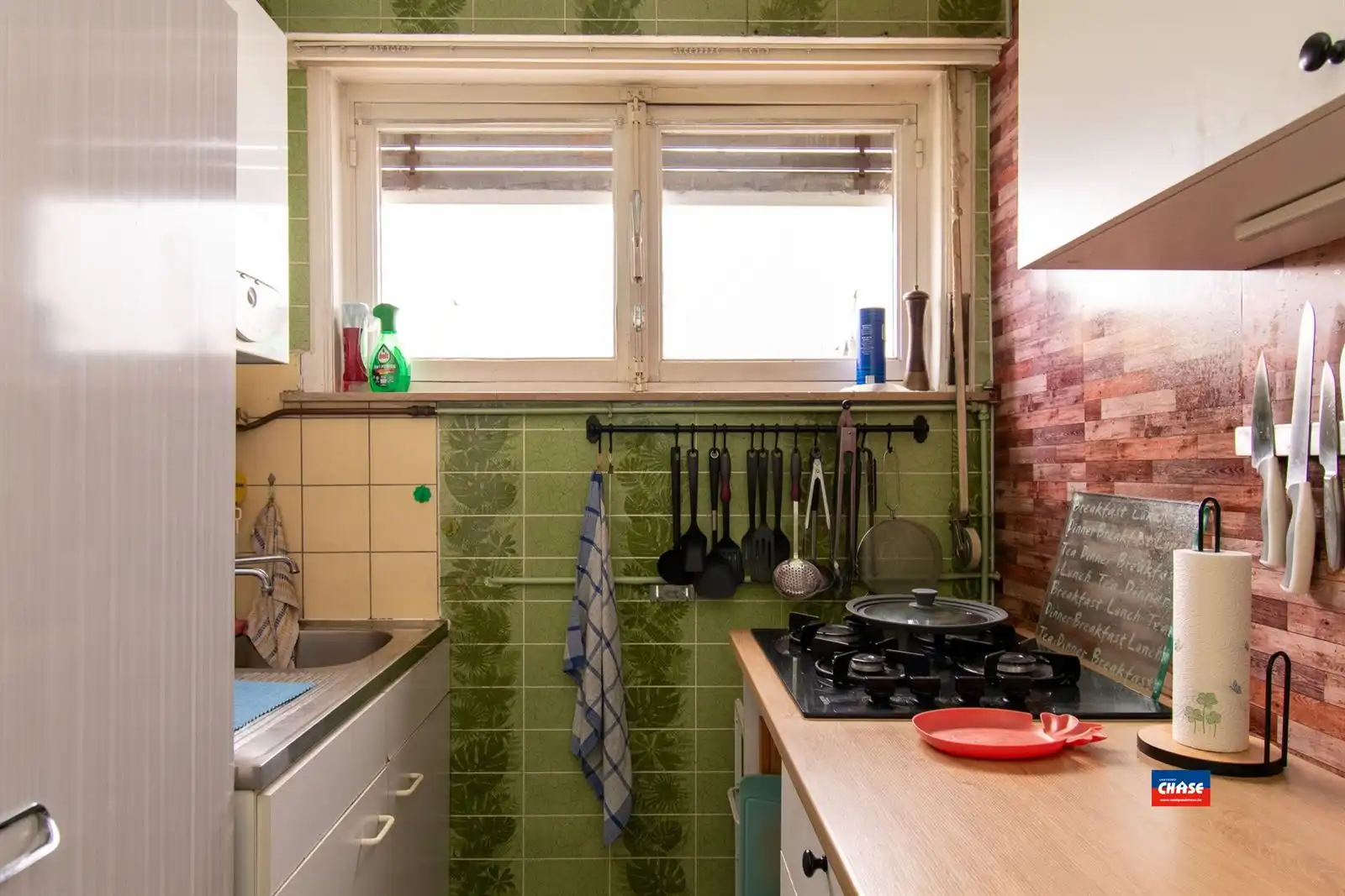 Woning met 2 slpks en grote zolder | garage en tuin  foto 4