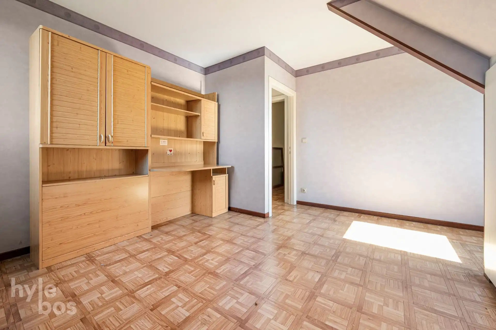 Ruime open bebouwing op 1.073 m² in rustige woonwijk foto 15