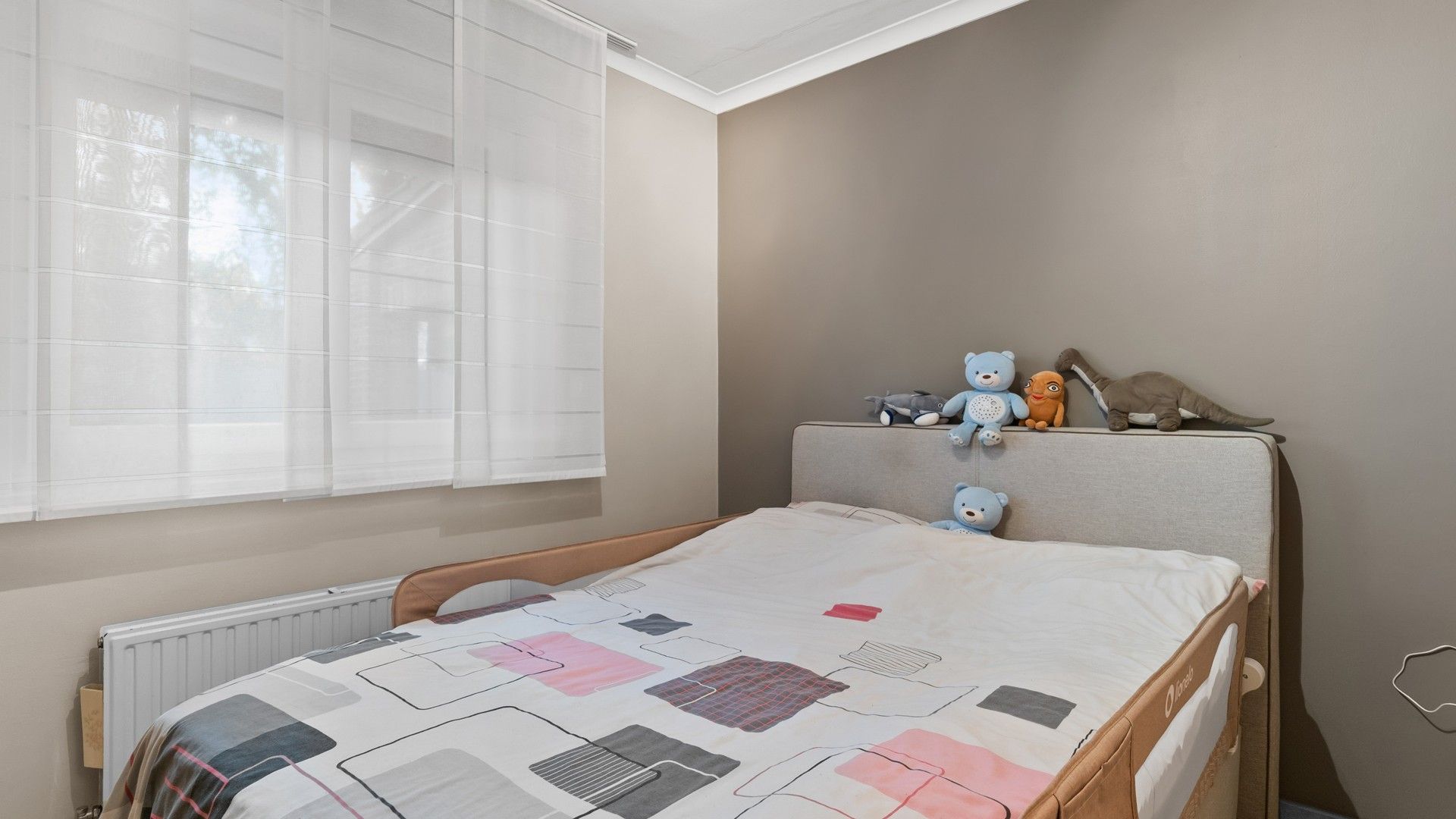 Gelijkvloerse woning met 3 slpkrs te Genk foto 14