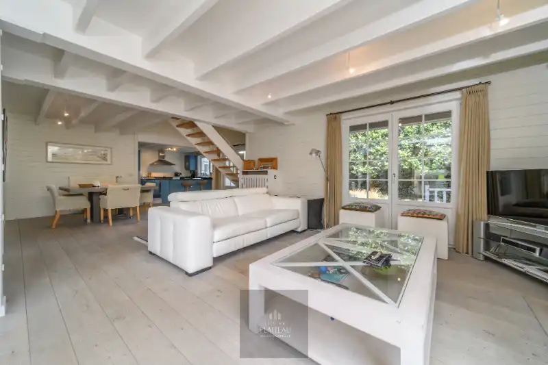 Charmante Mi Casa-villa op 1271m² op slechts 400 meter van zee. foto 8