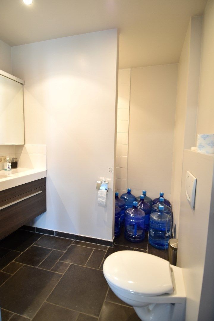 Commercieel pand geschikt voor gelijkvloers wonen, te koop in Gullegem foto 13
