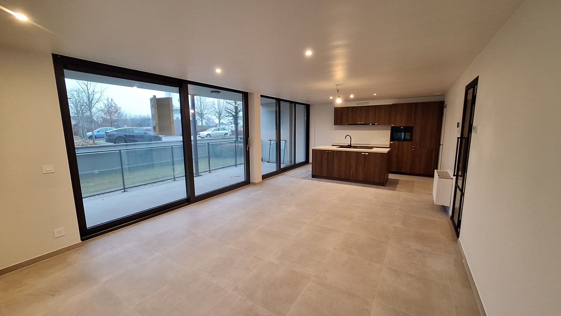 Appartement te koop foto {{pictureIndex}}