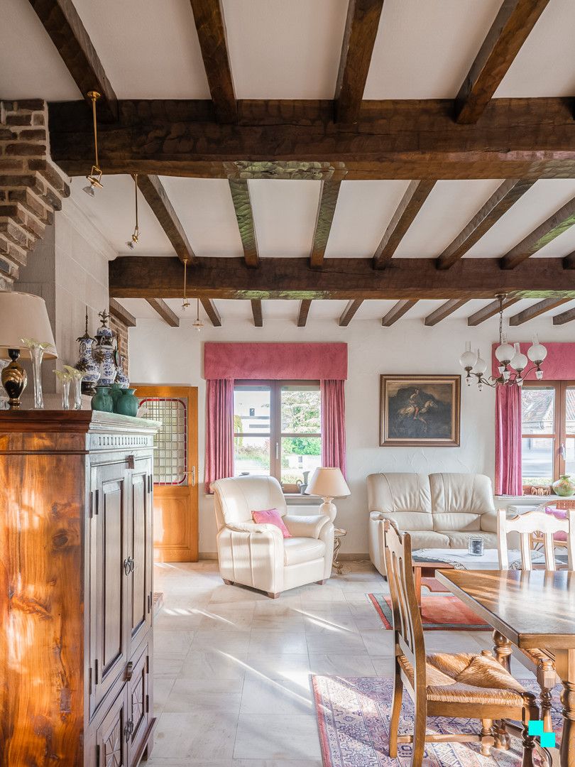 Te renoveren halfopen bebouwing in het hart van Merelbeke foto 11