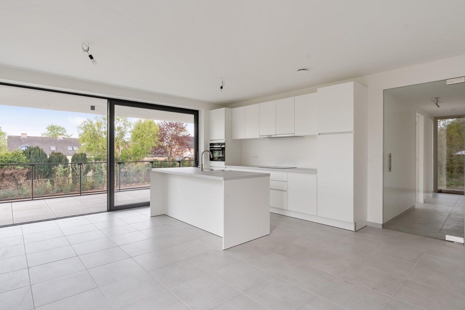Mooi nieuwbouw appartement op de eerste verdieping met 3 slaapkamers en mooi terras in Zonhoven-centrum foto 10