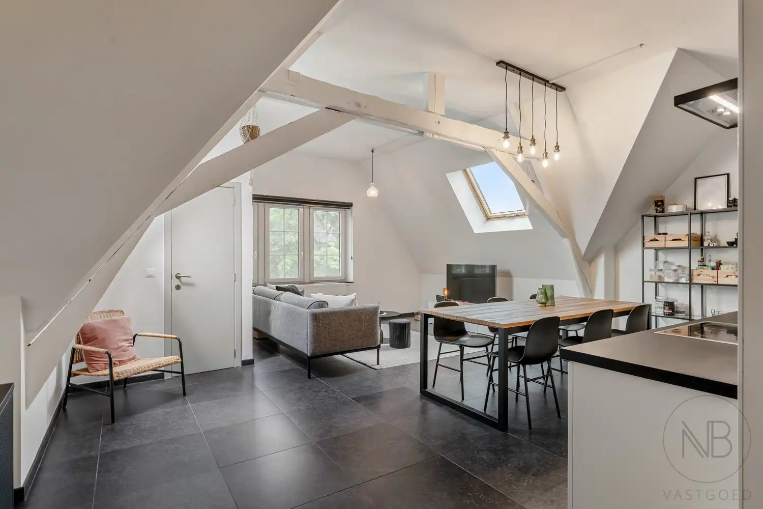 Stijlvol appartement te koop in het Sint-Janspark, Genk foto 16