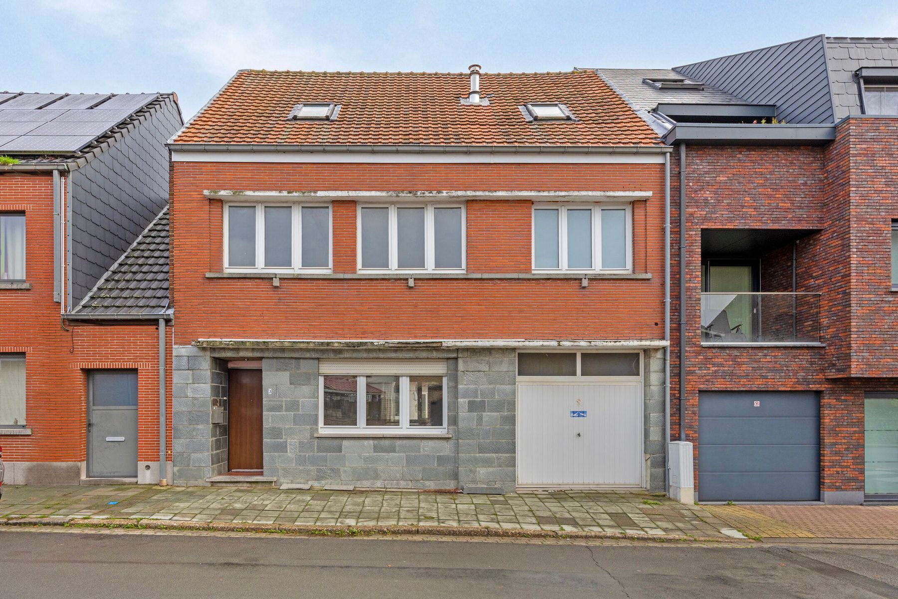 Hoofdfoto van de publicatie: Ruime 2-gevelwoning met 5 slaapkamers