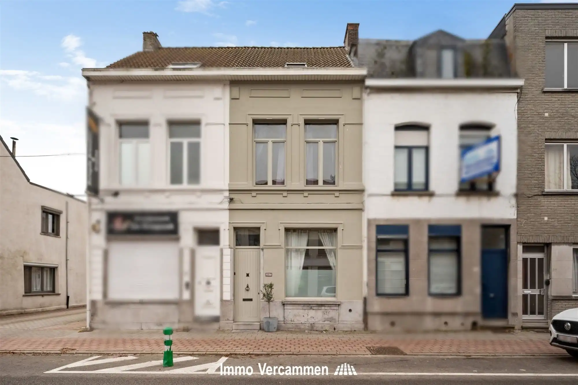 Hoofdfoto van de publicatie: Lichtrijke woning met 3 slpks en garage te Lier