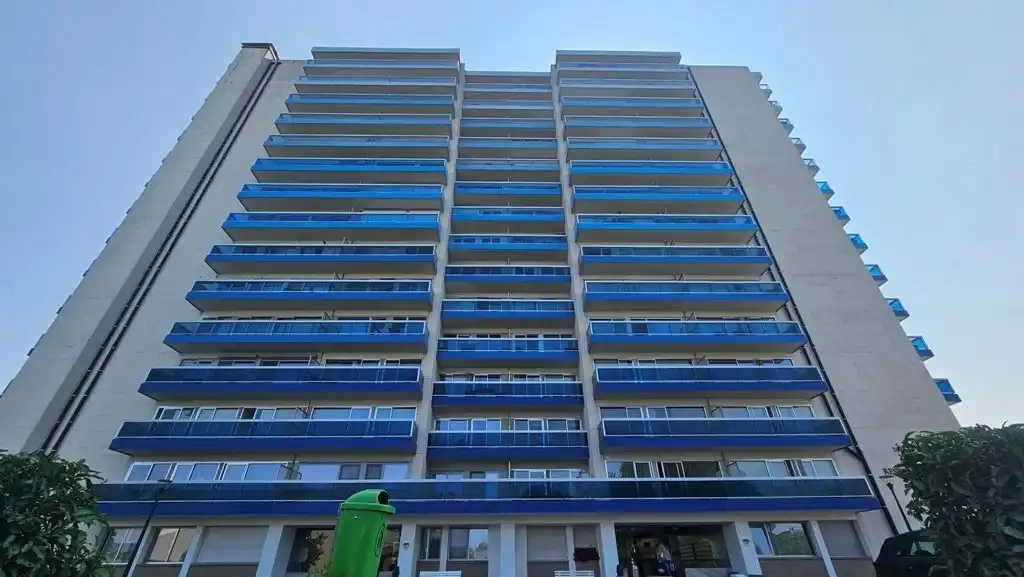 Instapklaar appartement met 2 + 1 slaapkamers. foto 22