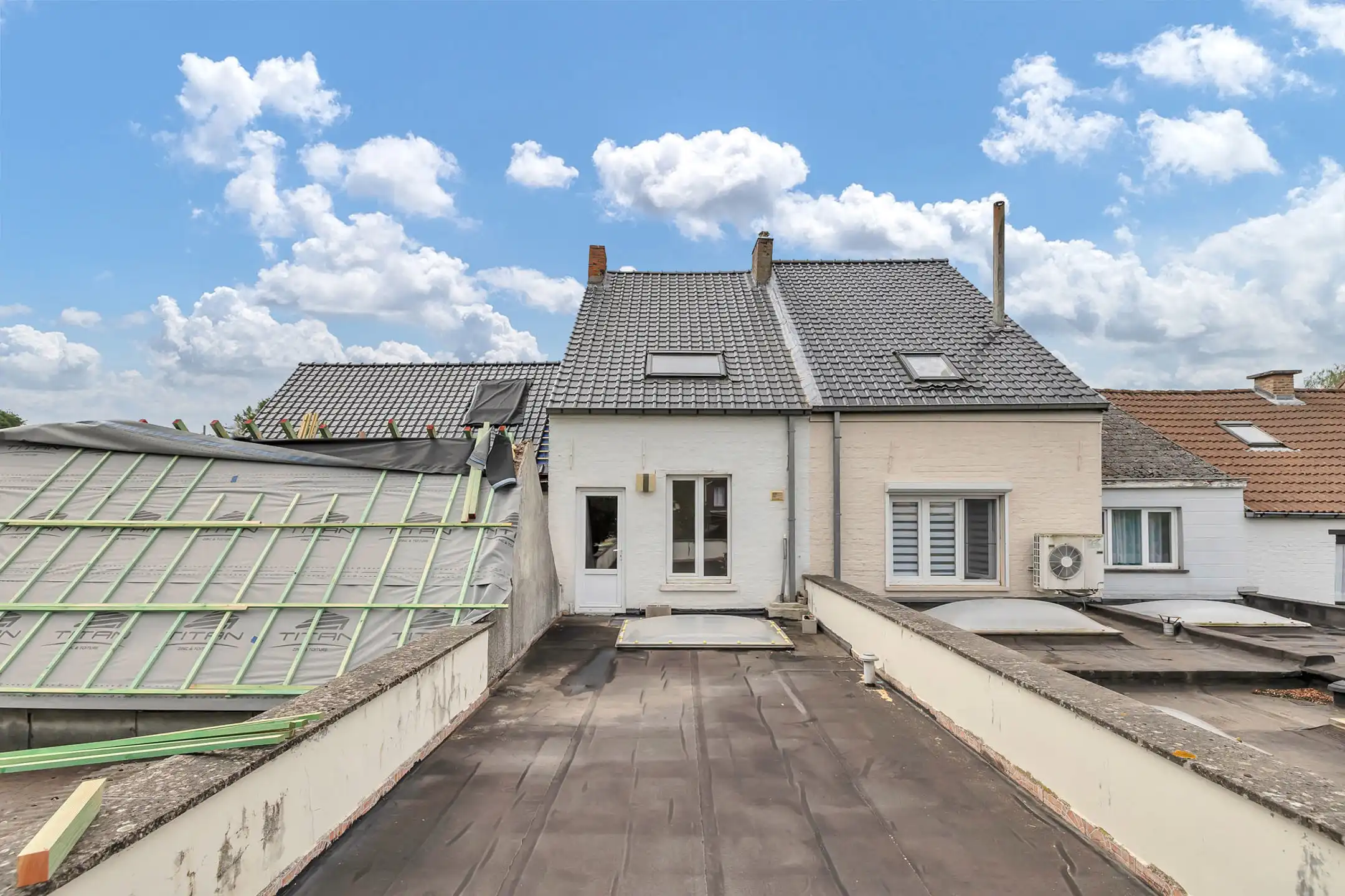 Charmante starterswoning in het rustige Meerbeke foto 13