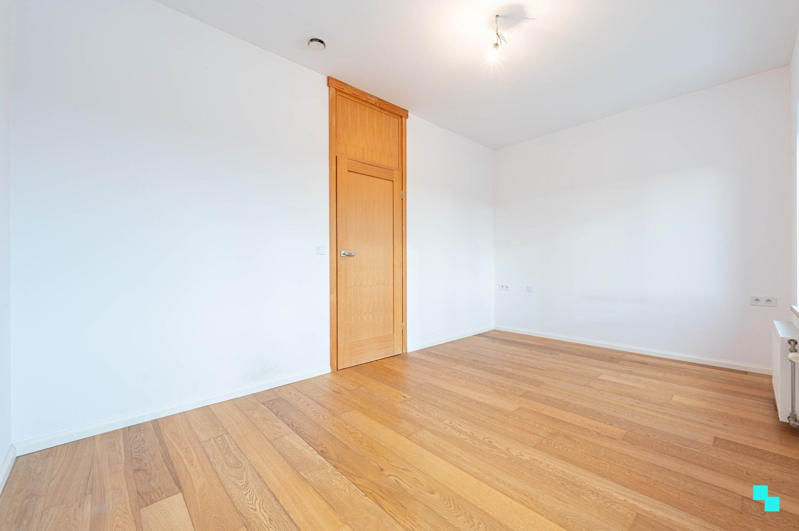 Instapklare, energiezuinige woning te Oostrozebeke foto 9