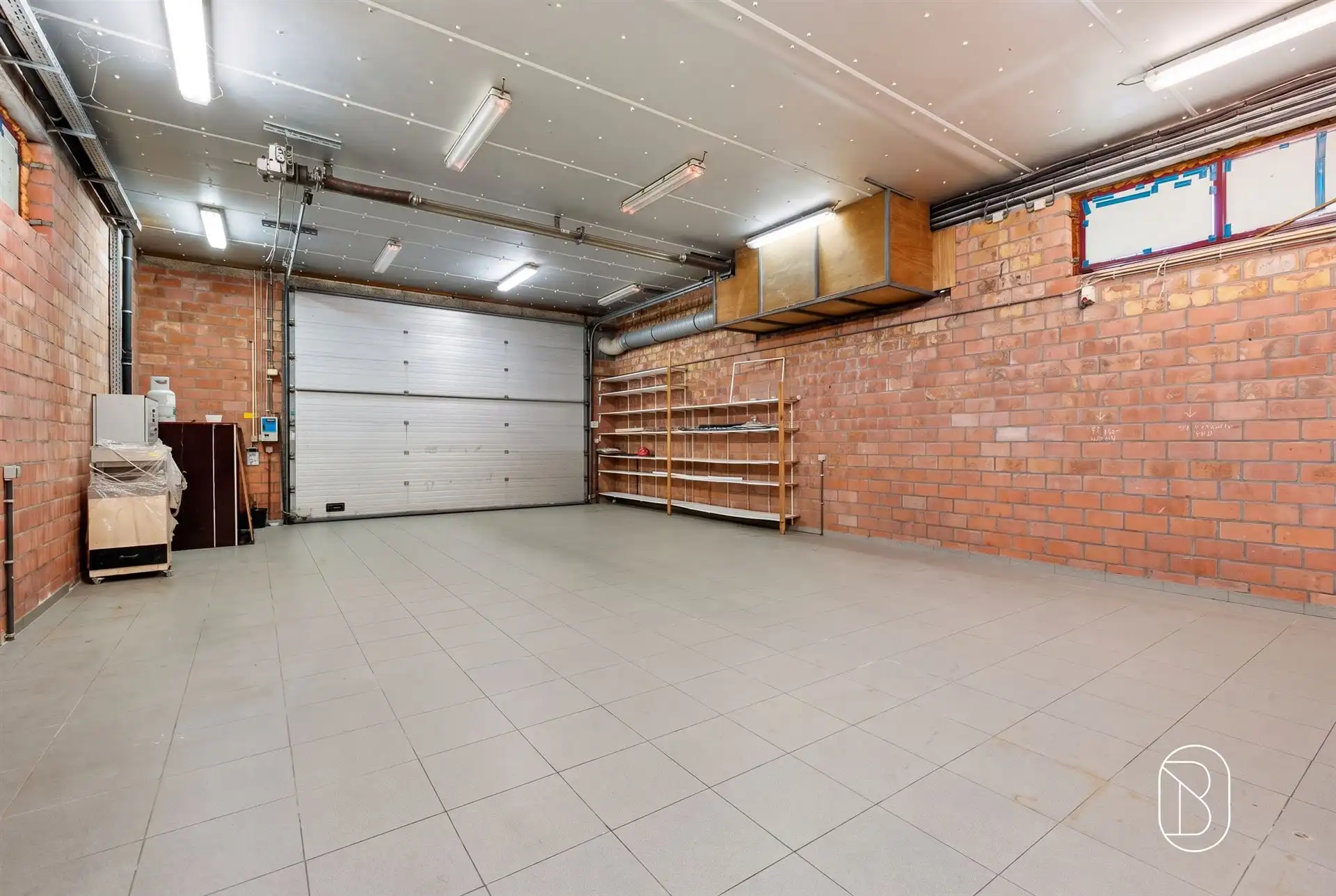 Veelzijdig handelspand met atelier op commerciële toplocatie foto 14