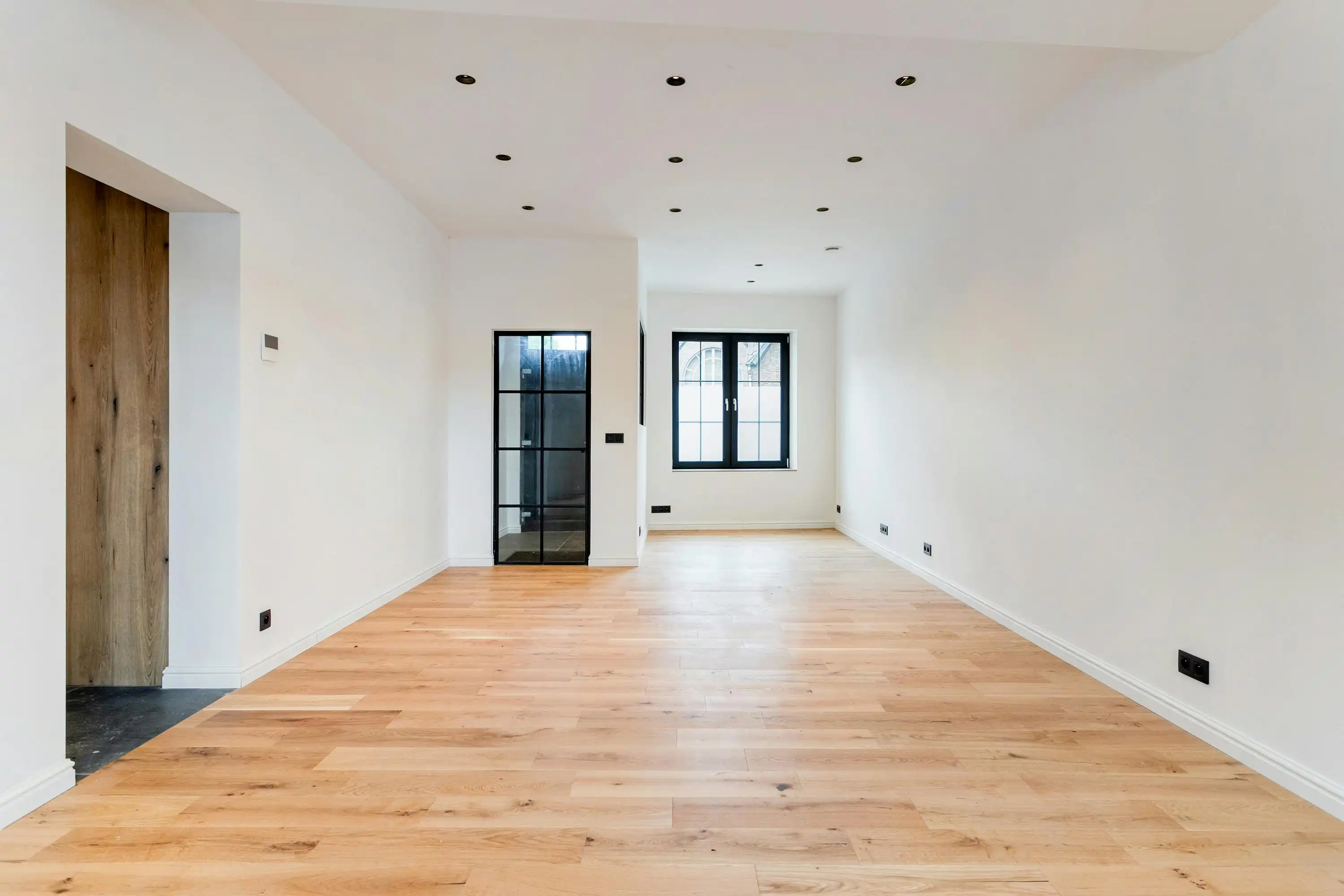 Mooi gerenoveerd huis te koop in Brakel foto 4
