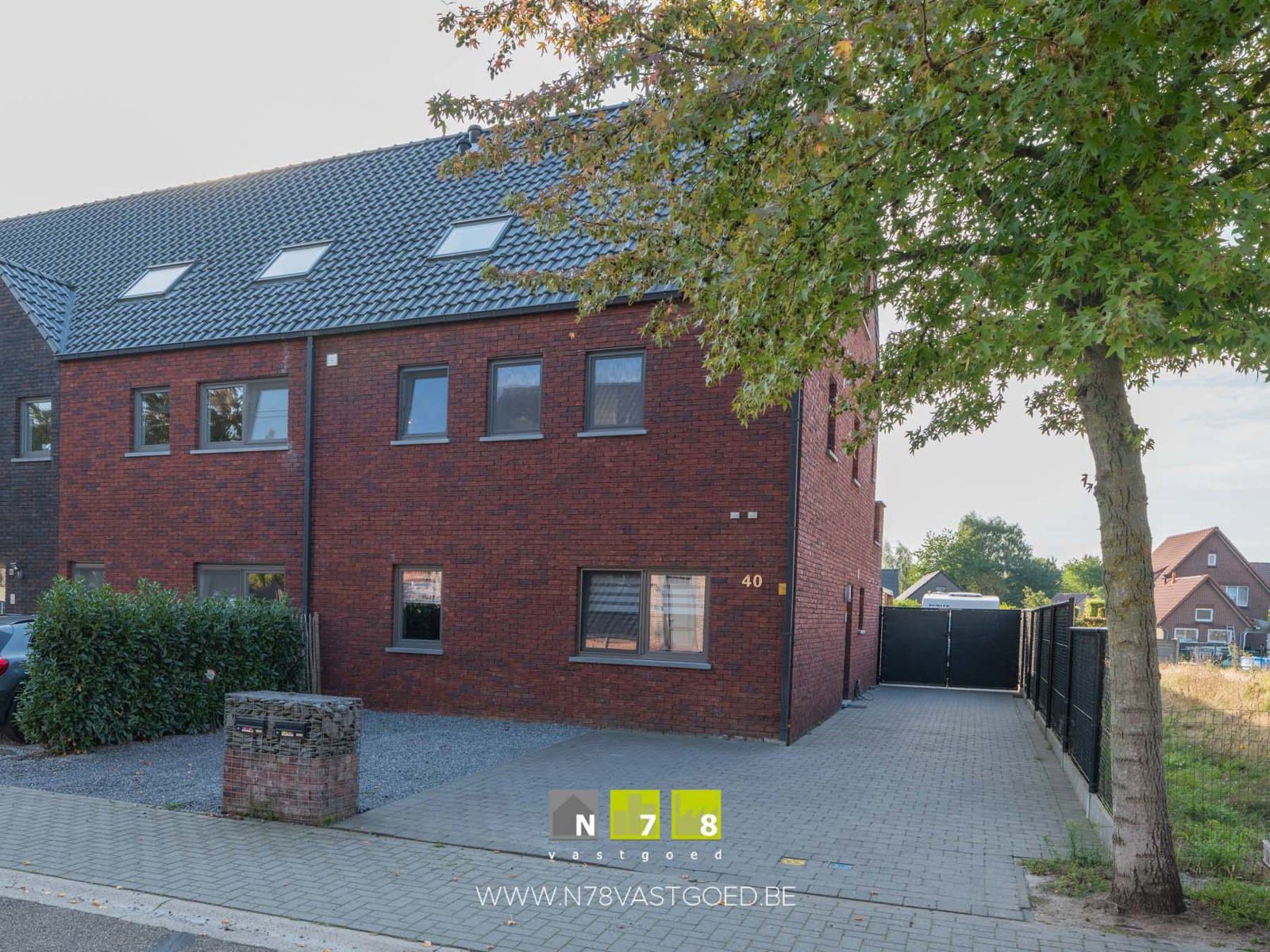 Appartement te koop foto {{pictureIndex}}
