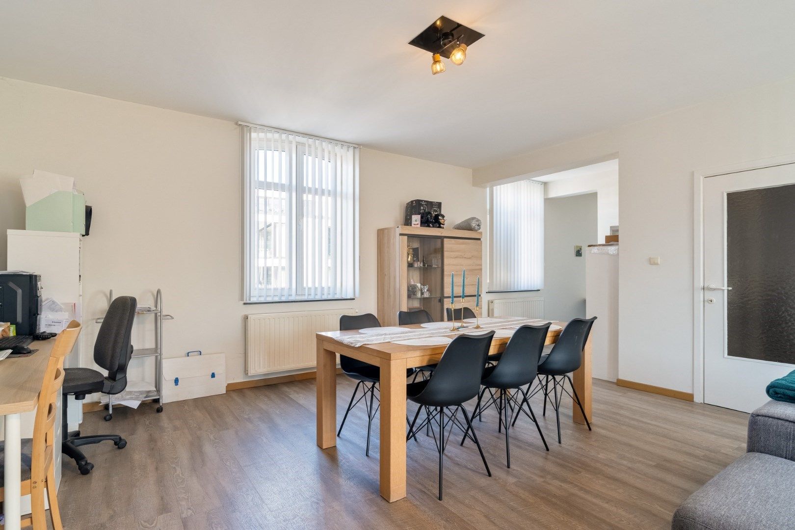 Duplexappartement (189 m²) met overdekt terras en garage in een statige herenwoning in het centrum van Hoeselt foto 12