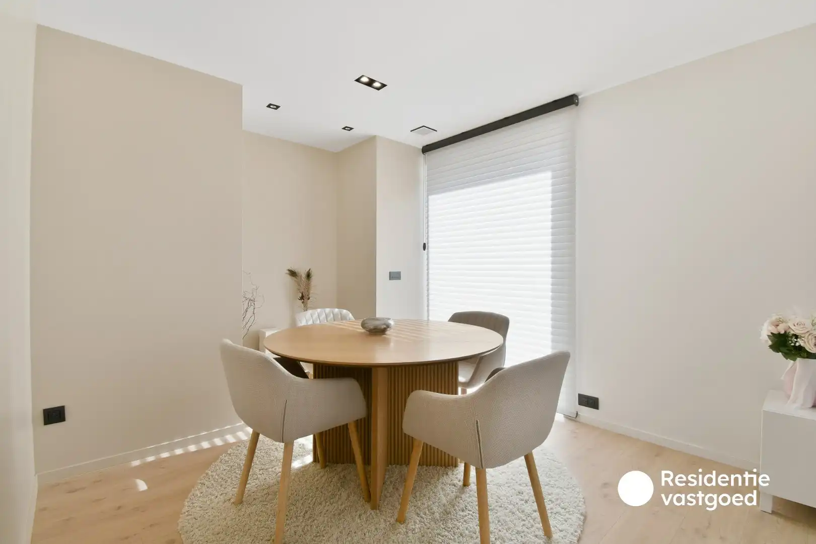 Uniek appartement met 3 slaapkamers te huur te Bredene-dorp foto 10