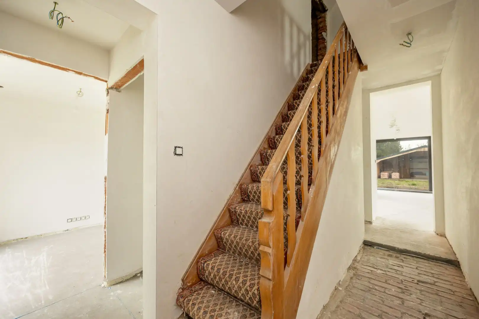 Vernieuwbouwwoning met ruim nieuwbouwmagazijn van 155 m² foto 7
