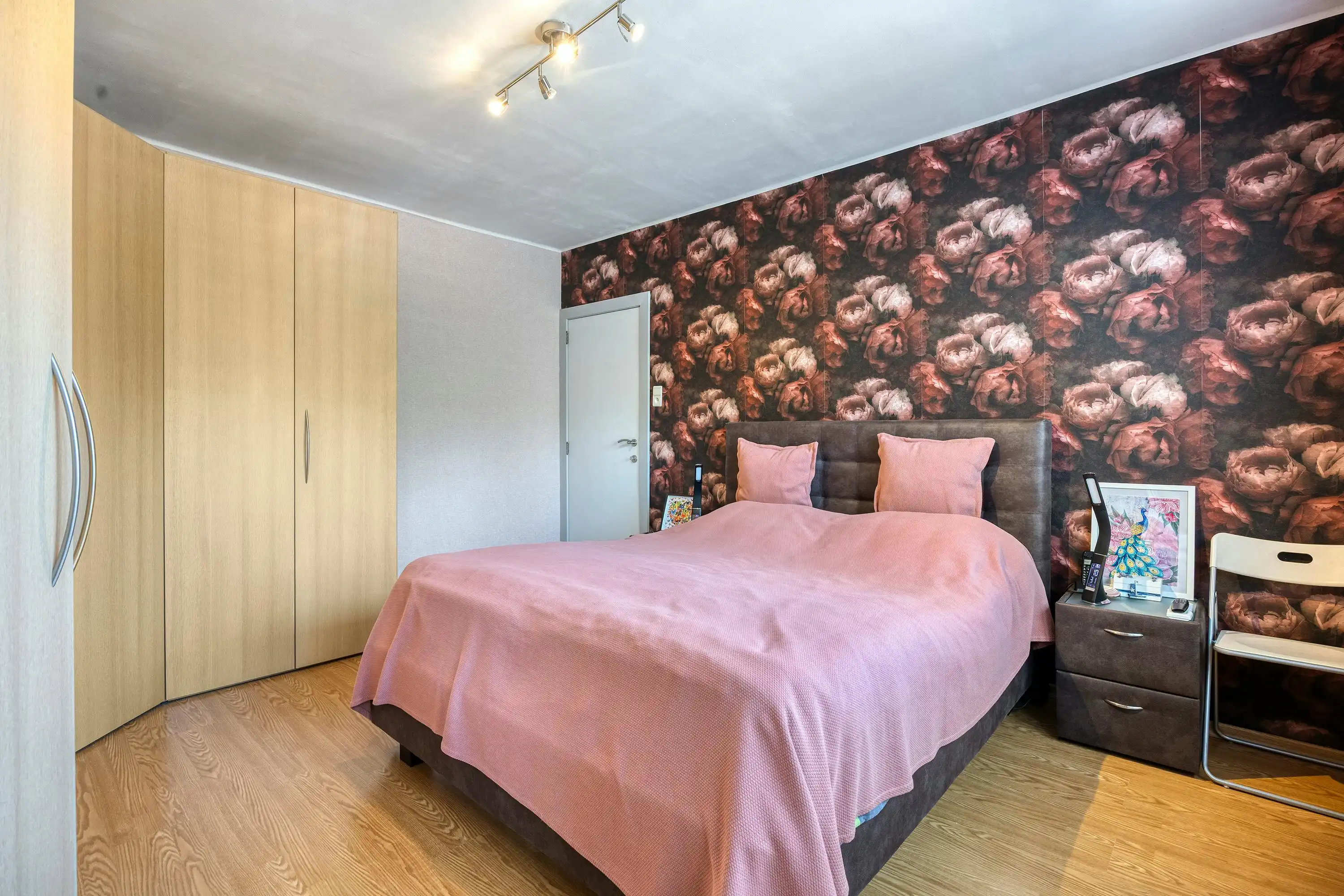 Gerenoveerd en energiezuinig huis met 3 slaapkamers in Boom foto 16