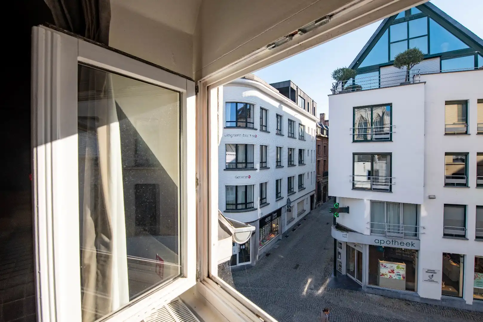 Uniek en gemeubeld huisje in het hart van de stad foto 17