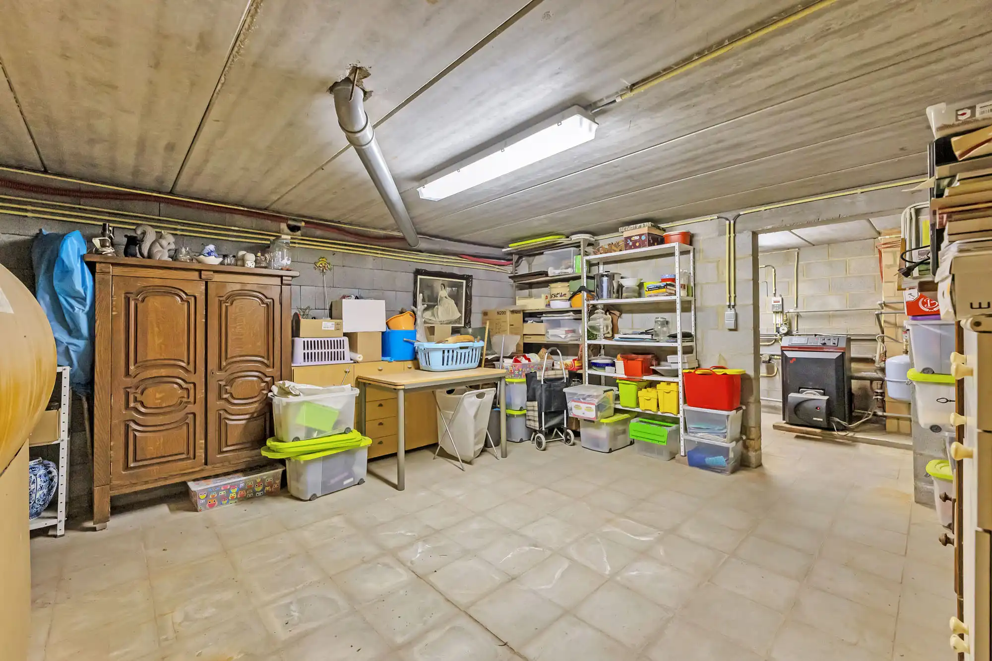 Goed onderhouden villa op groot perceel met 4 slaapkamers foto 28