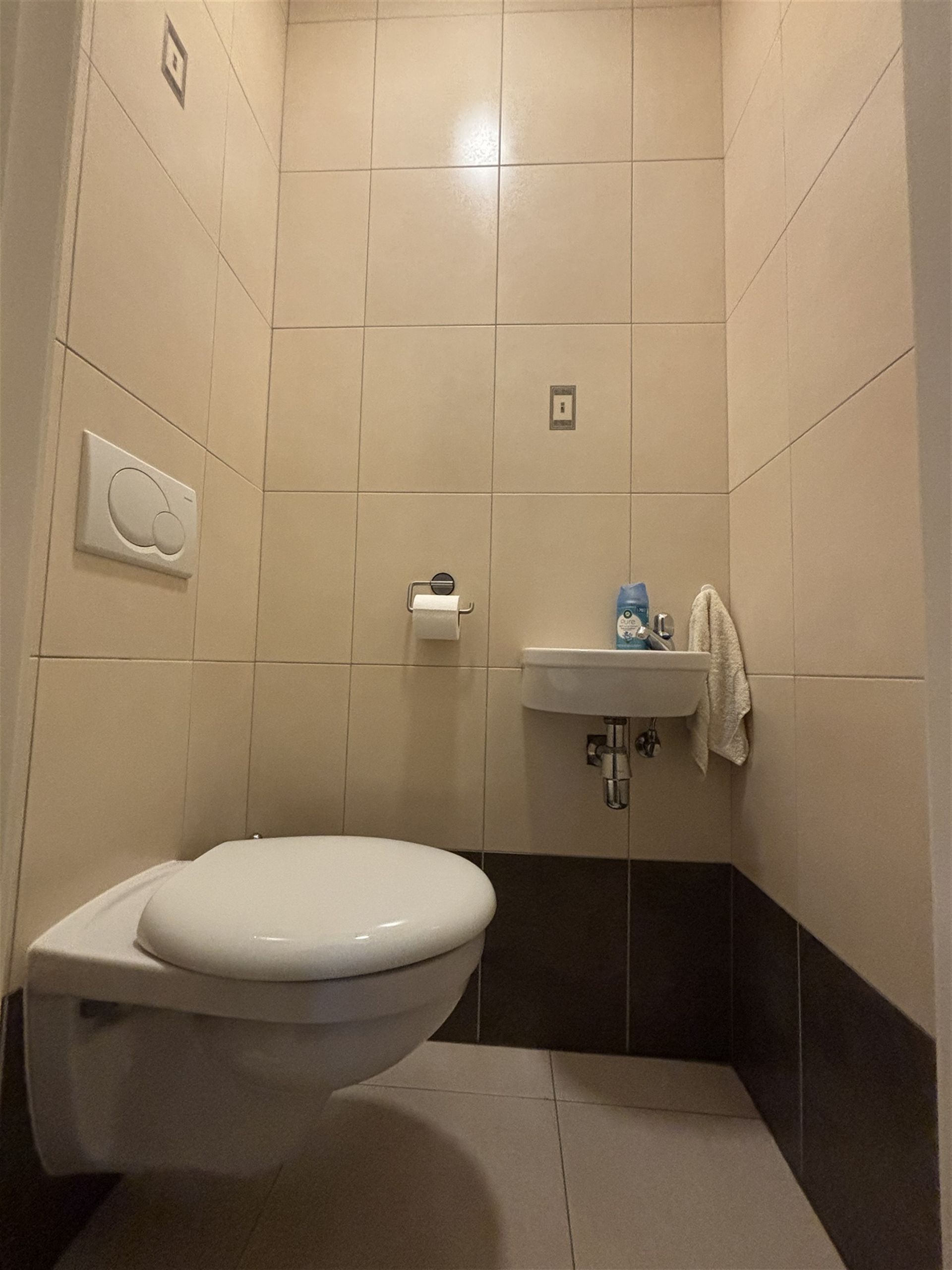 Ruim appartement met 2 slaapkamers in centrum Merchtem  foto 11