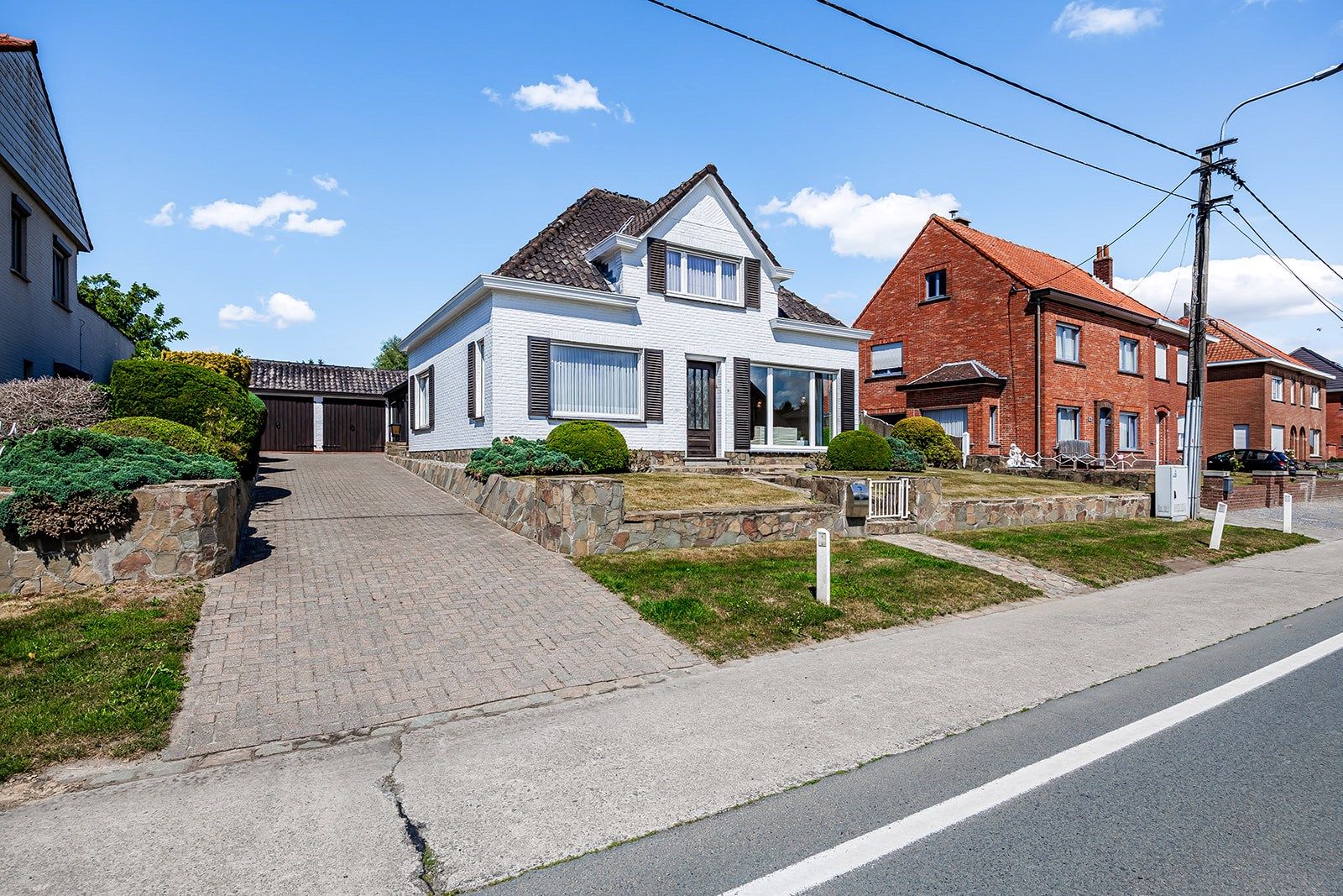 Ruime gezinswoning met 5 slpk en garage foto 25