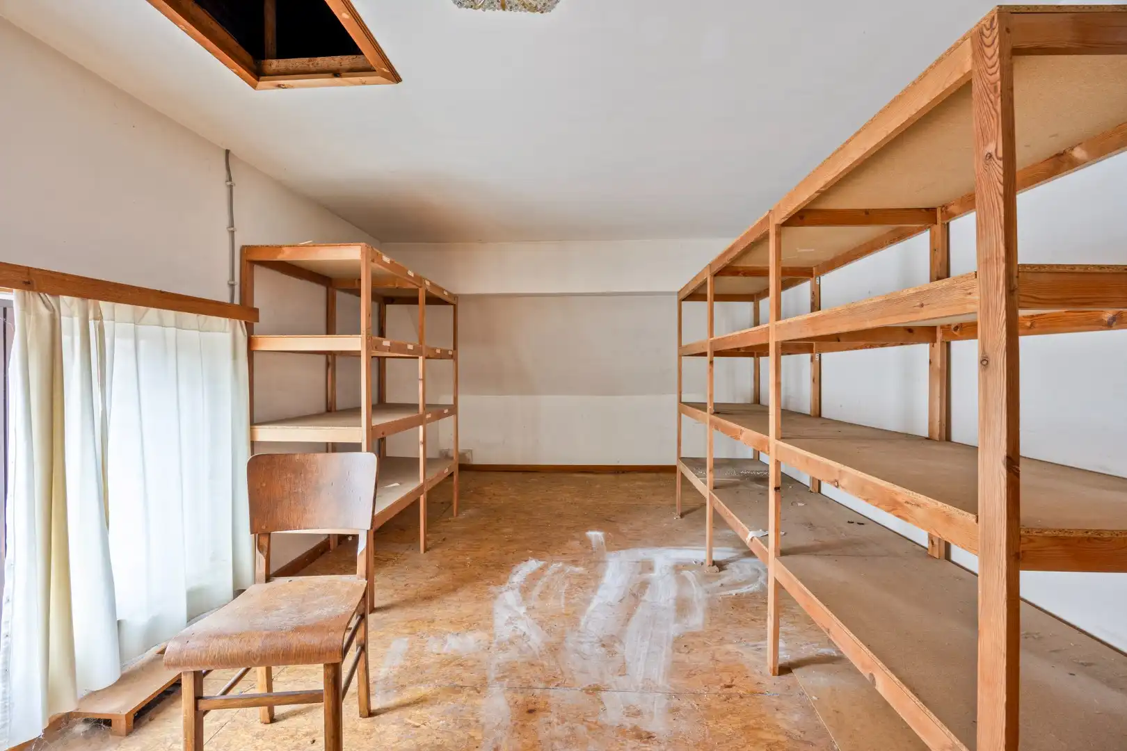 Te renoveren woning met 3/4 slpks in Mol - Ezaart  foto 13