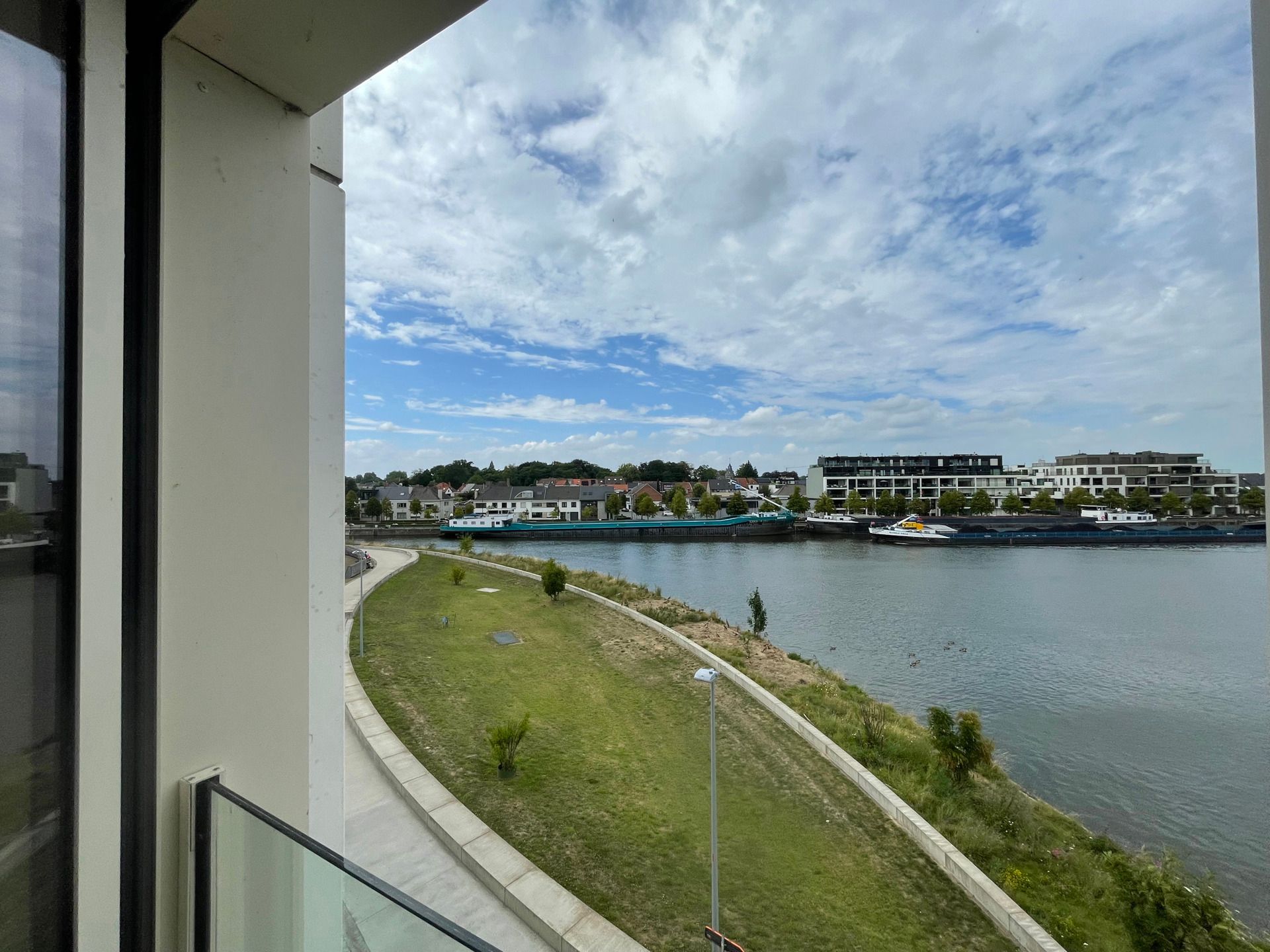 Nieuwbouwappartement met Scheldezicht en zonneterras foto 15