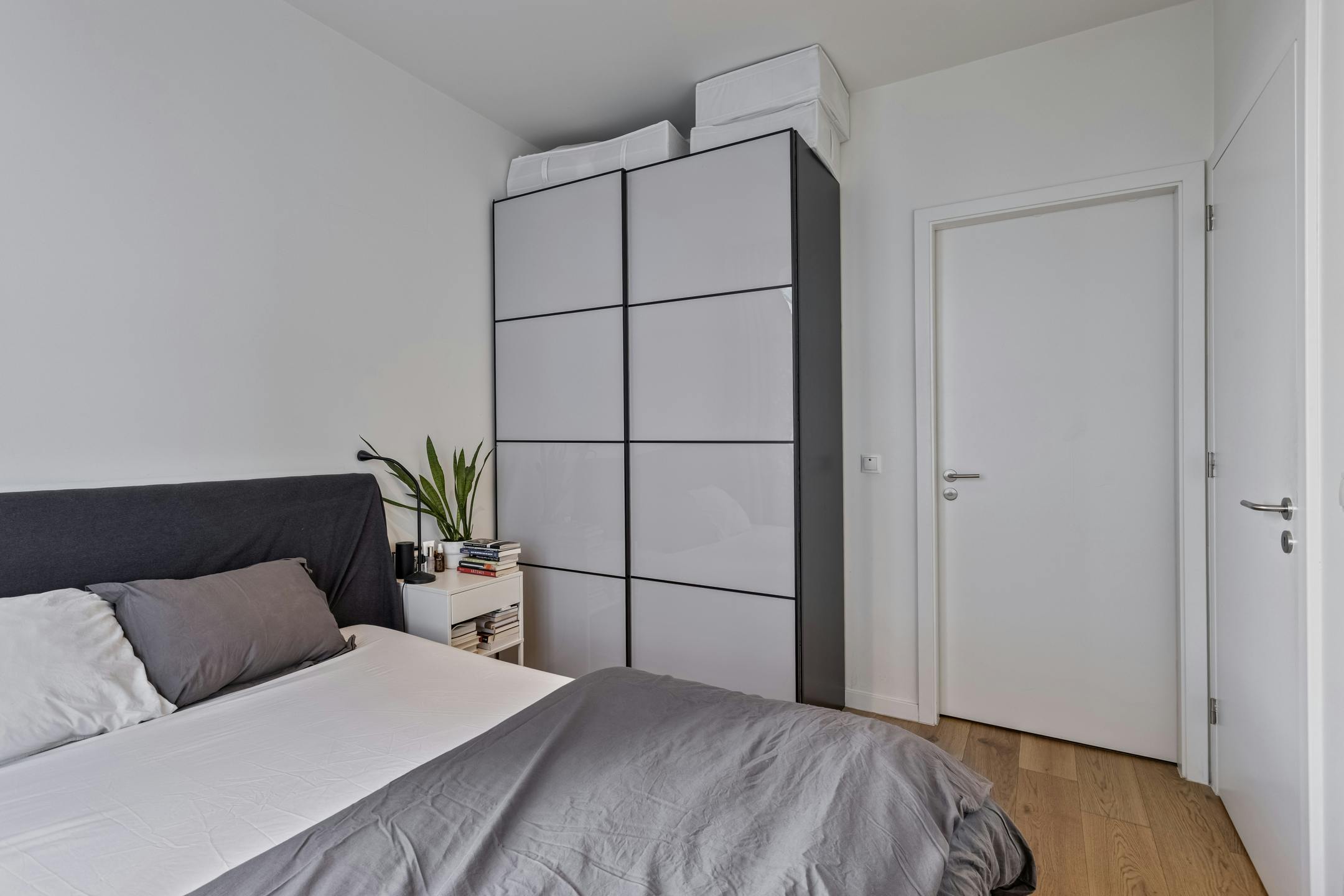 Appartement met 2 slaapkamers en terras te koop 't Eilandje foto 5