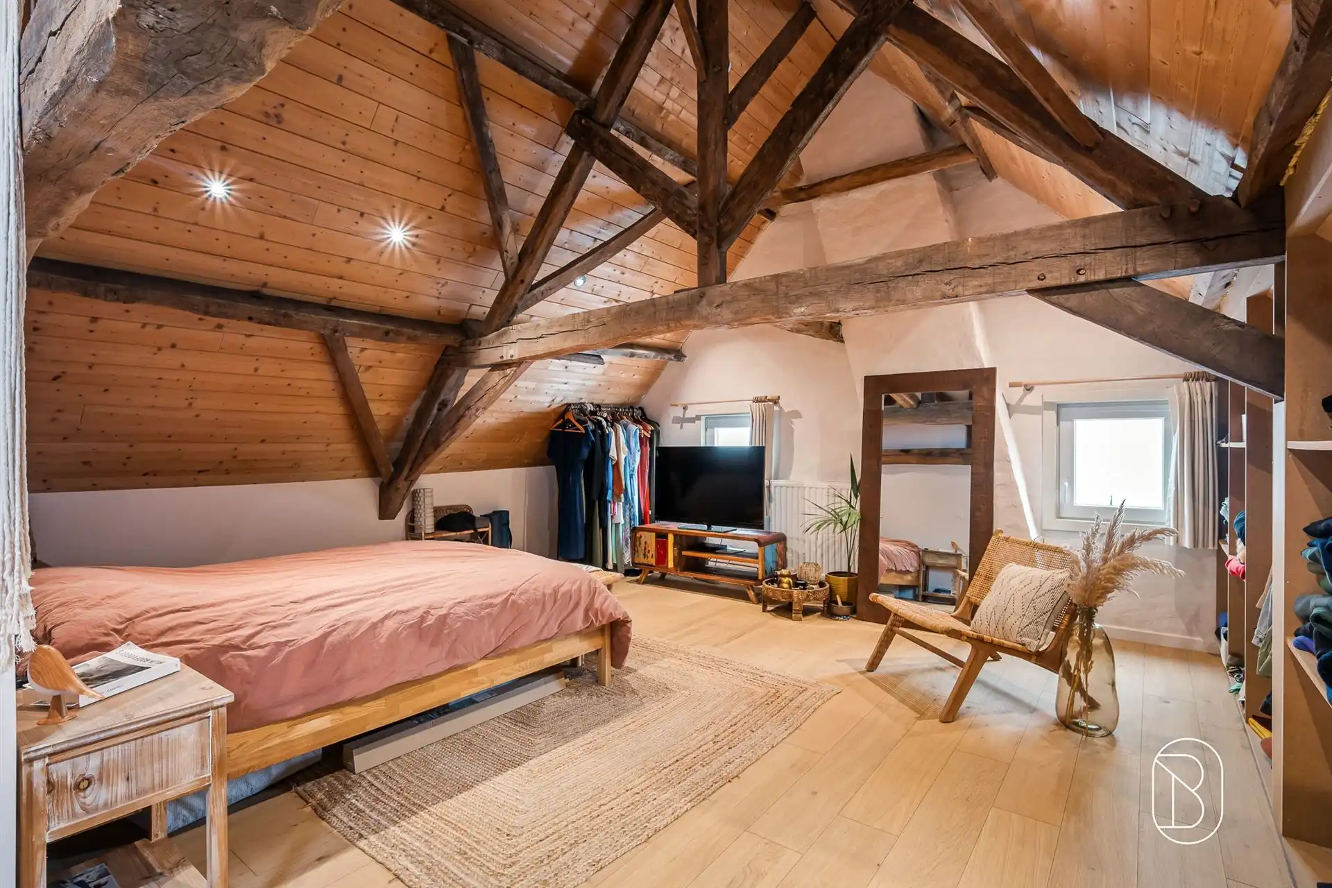 Charmante woning met grote tuin en bijgebouw foto 8