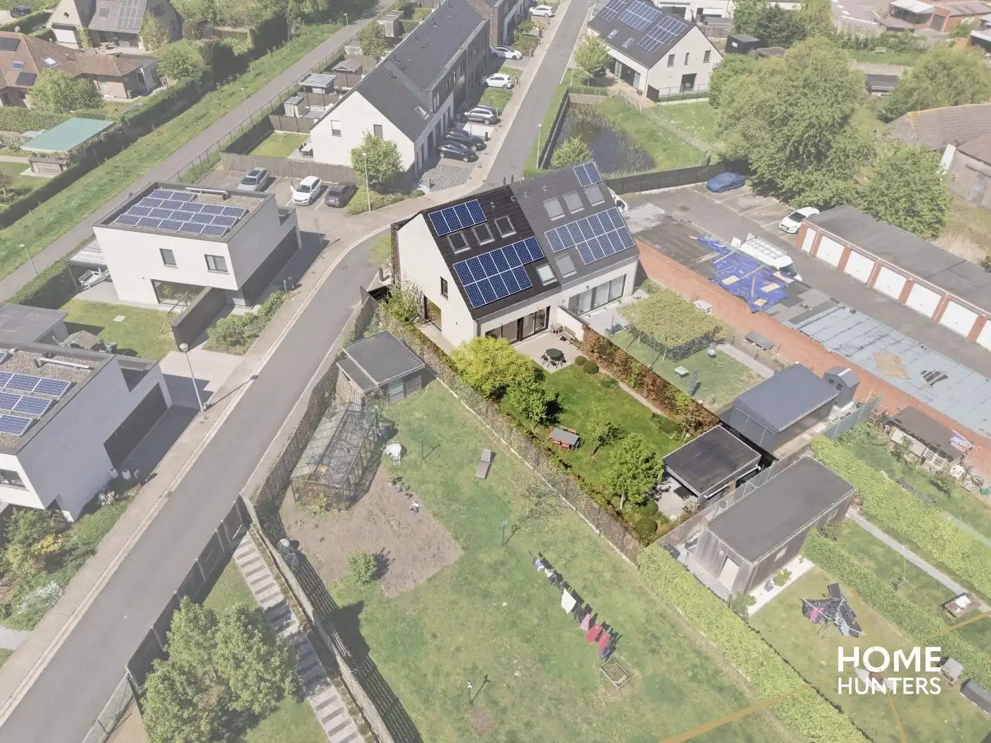 Exclusieve, energiezuinige Halfopen bebouwing (2017) met 4 slaapkamers, zonnige tuin en hoogwaardige afwerking te Ieper foto 33