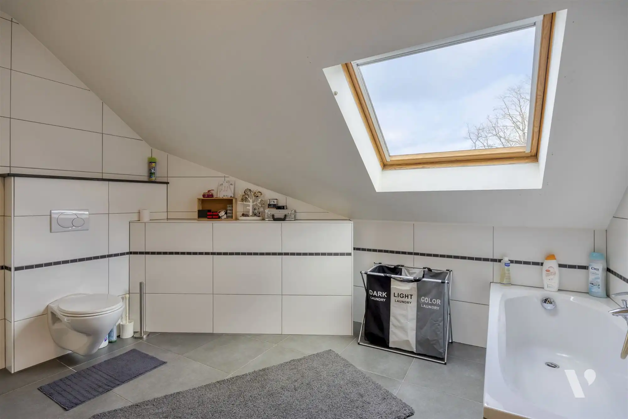 Instapklare penthouse-duplex met garage en berging foto 19