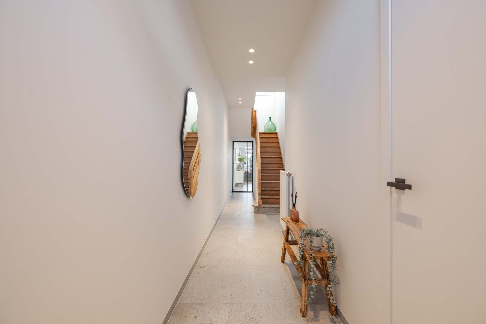 VERRASSEND RUIME GEZINSWONING OP 525 m² | PRACHTIGE AFWERKING!!!  foto 4