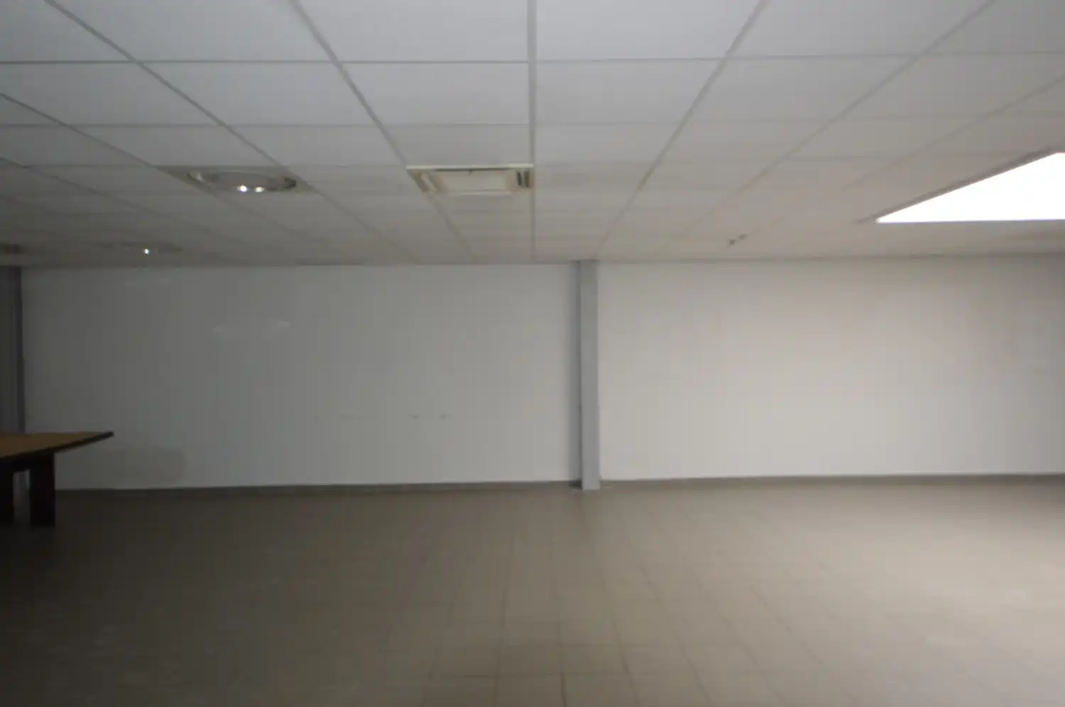 Instapklare burelen te huur in Aalst – op wandelafstand van het station MET OPTIONEEL MAGAZIJN foto 20