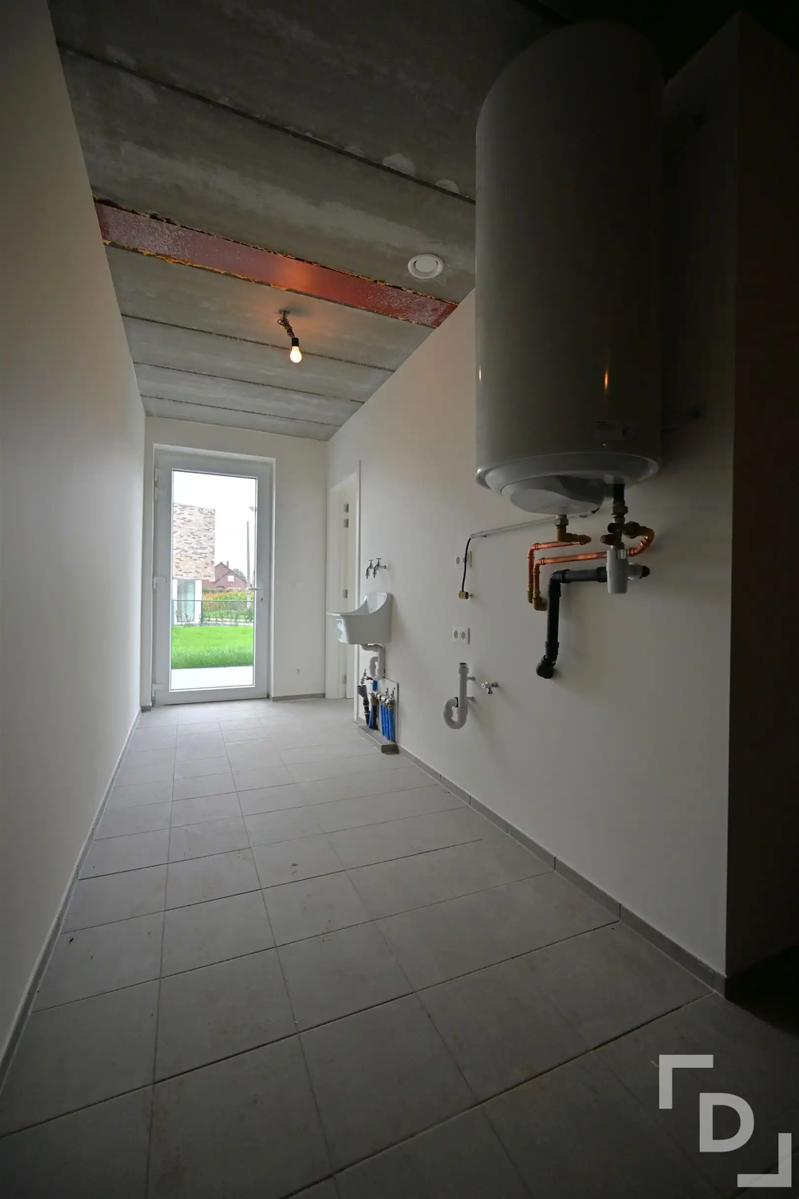 Afgewerkte nieuwbouwwoning te huur in hartje Proven. foto 16