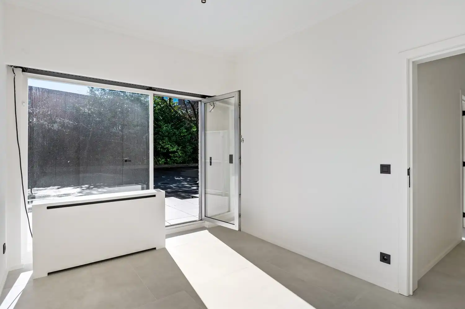 Luxueus gerenoveerd 3-slaapkamer appartement op toplocatie in Lier foto 12