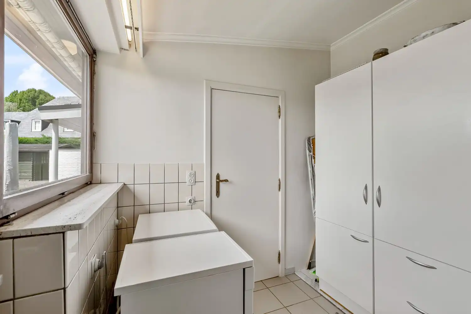Te renoveren woning, gelegen op een perceel van 7 are 14 centiare in de residentiële wijk Diependaal te Herent. foto 13