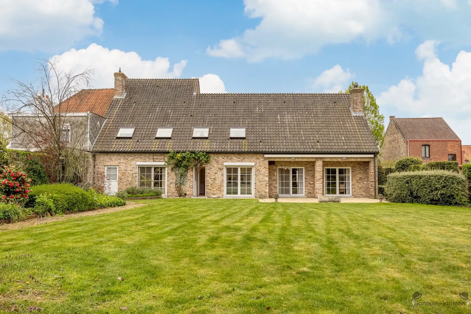 Karaktervolle woning met prachtig zicht op eigen natuurdomein foto 26