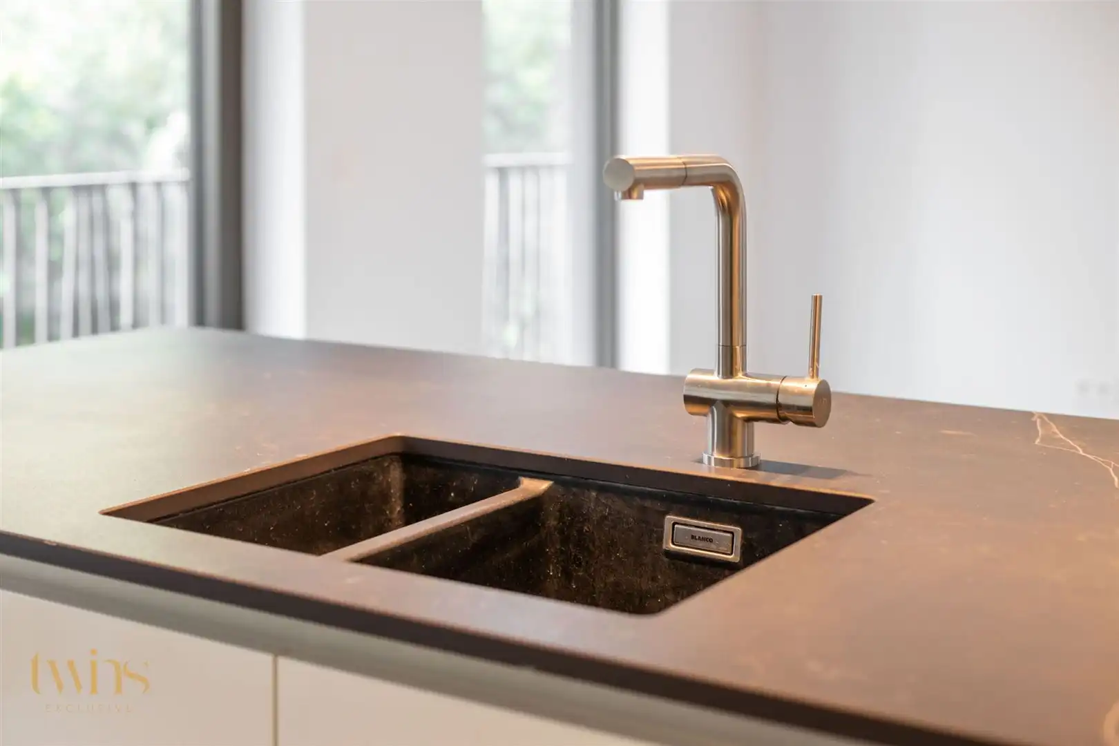 Prachtige assistentiewoning gelegen midden in het groen te Hamme foto 12